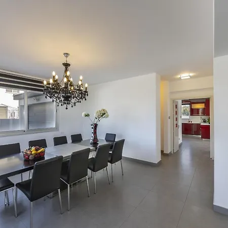 Larnaca Zoe Villa