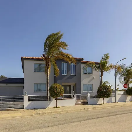 Vilă Larnaca Zoe